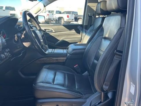 Used 2019 GMC Yukon XL Denali image 29