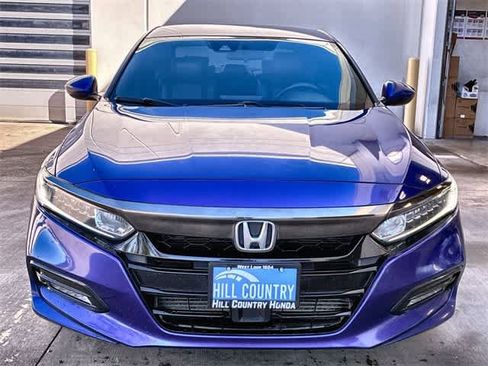 Used 2018 Honda Accord Sport image 9