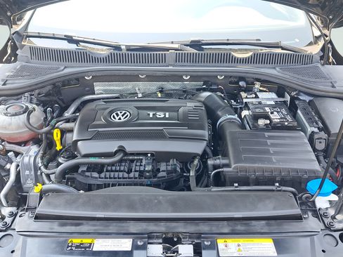 Used 2025 Volkswagen Jetta GLI Autobahn FWD image 38