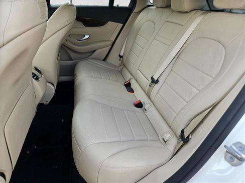 Used 2019 Mercedes-Benz GLC 300 image 13