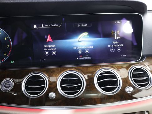 Certified 2023 Mercedes-Benz E 350 4MATIC Sedan image 21
