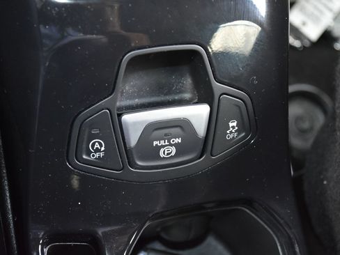 Used 2022 Jeep Renegade Altitude w/ Convenience Group AWD/4WD image 19