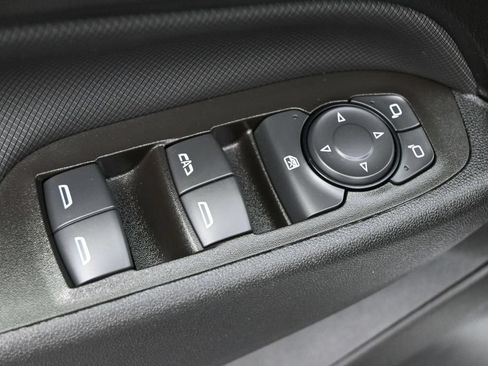 Used 2024 Chevrolet Equinox RS FWD image 4