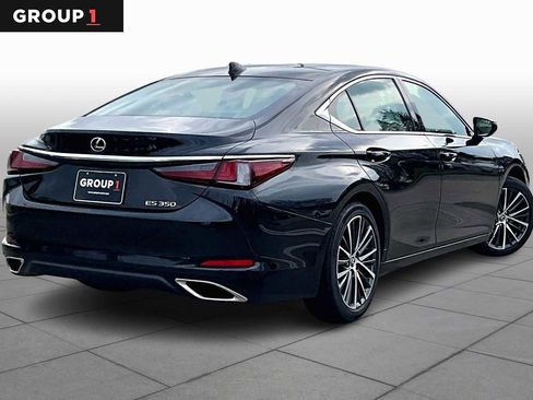 Used 2025 Lexus ES 350 w/ Premium Package image 10