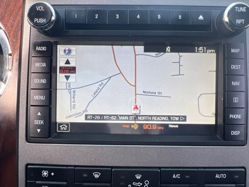 Used 2012 Ford F250 Lariat w/ Chrome Pkg image 26