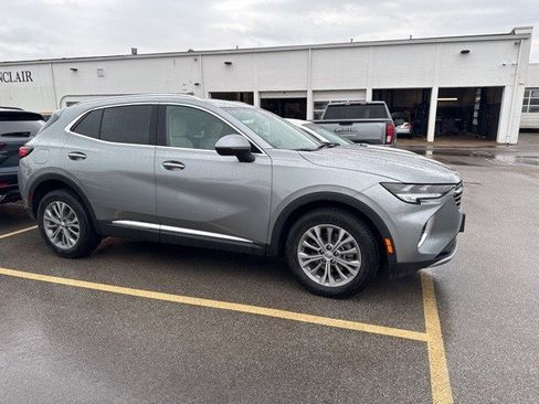Used 2023 Buick Envision Preferred image 3