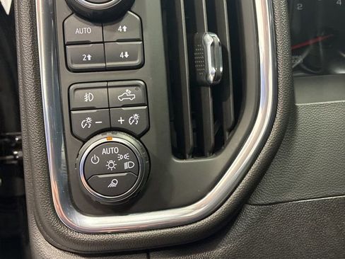 Used 2023 Chevrolet Silverado 2500 LTZ AWD/4WD image 20