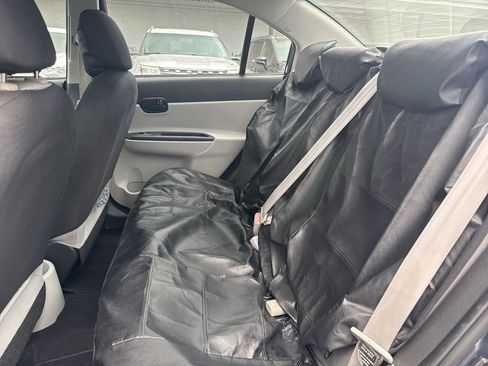 Used 2011 Hyundai Accent GLS w/ Premium Pkg 4 image 18