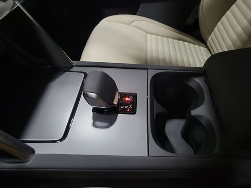 New 2025 Land Rover Discovery Sport S image 20