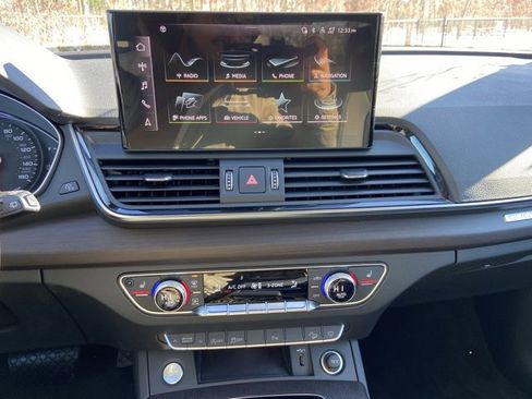 Certified 2022 Audi Q5 2.0T Premium w/ Convenience Package image 18