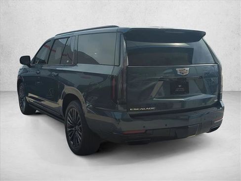 Certified 2025 Cadillac Escalade ESV Sport Platinum image 7