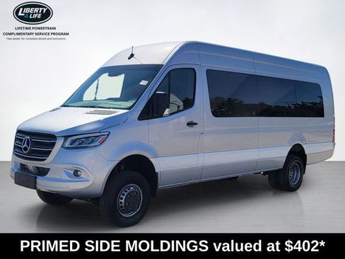 Used 2023 Mercedes-Benz Sprinter 3500 w/ Parking Package image 7
