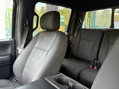 Used 2020 Ford F150 XLT w/ Equipment Group 302A Luxury AWD/4WD image 21