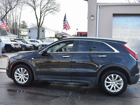 Used 2019 Cadillac XT4 Luxury w/ Cold Weather Package image 9