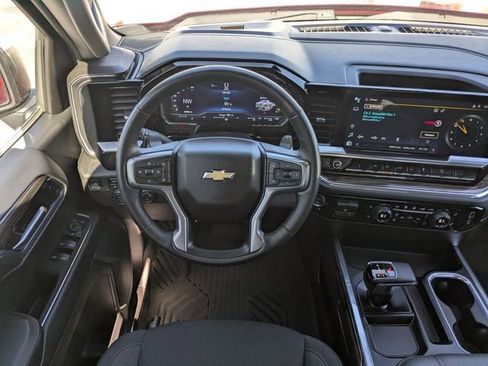 Used 2023 Chevrolet Silverado 1500 LT w/ Z71 Off-Road Package image 21