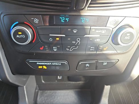 Used 2019 Ford Escape SEL AWD/4WD image 32