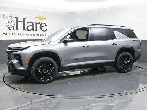 New 2026 Chevrolet Traverse RS w/ LPO, Floor Liner Package image 11