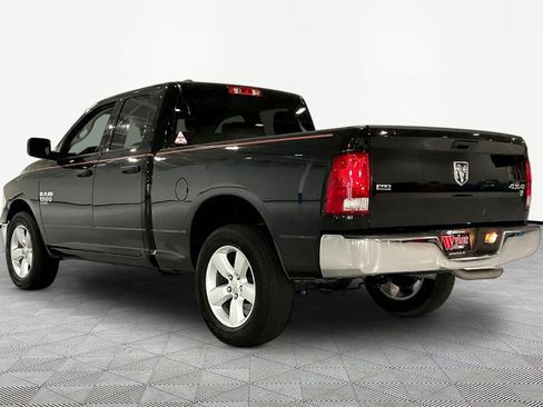 Used 2024 RAM 1500 Classic SLT AWD/4WD image 4