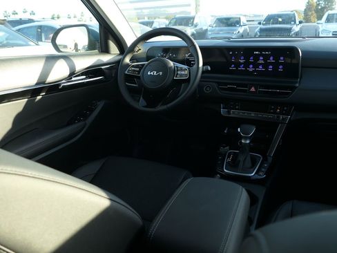 New 2026 Kia Seltos EX image 23