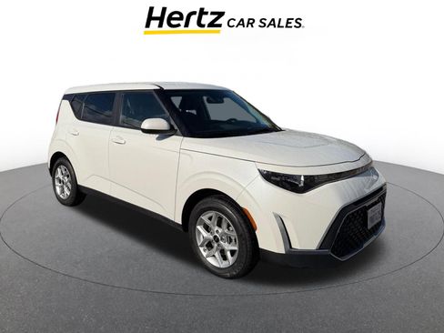 Used 2025 Kia Soul LX w/ LX Technology Package image 1