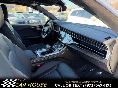 Used 2021 Audi Q8 Premium Plus w/ Premium Plus Package image 25