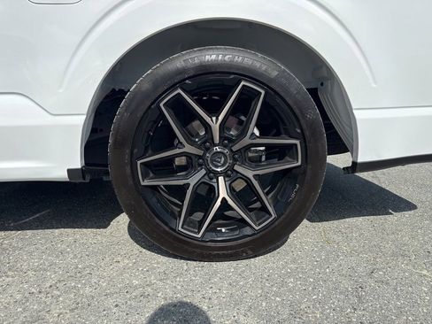 Used 2024 Ford F150 XL image 24