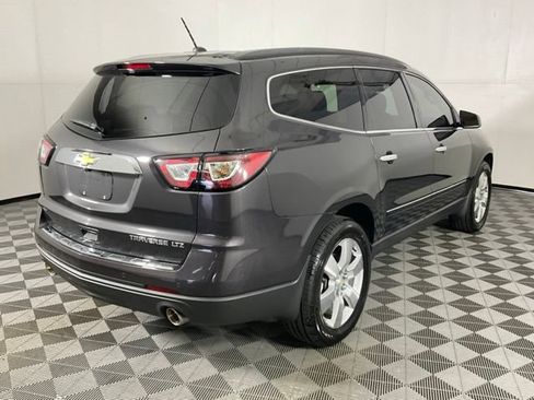 Used 2015 Chevrolet Traverse LTZ AWD/4WD image 8
