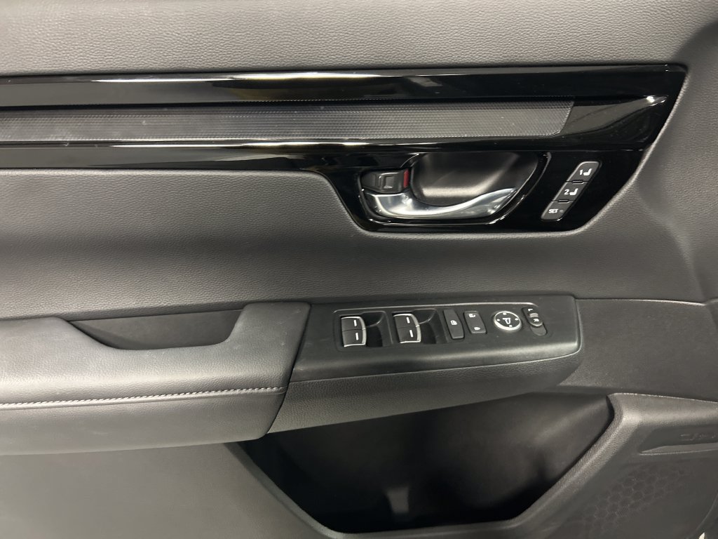 Used 2026 Honda CR-V EX-L image 12