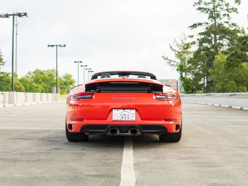 Used 2019 Porsche 911 Carrera S RWD image 31