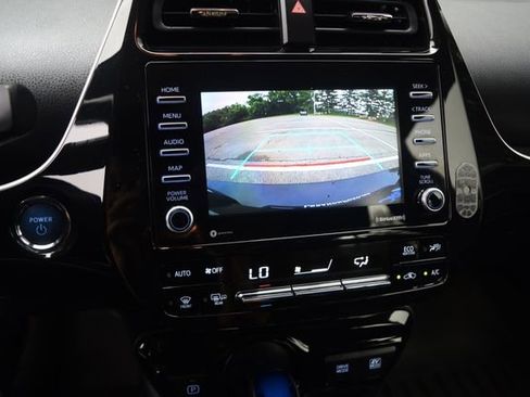 Used 2021 Toyota Prius LE FWD image 10