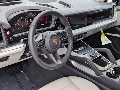 New 2026 Porsche Cayenne AWD/4WD image 4