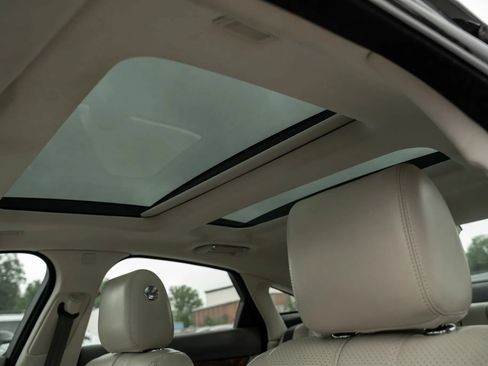 Used 2012 Jaguar XJ RWD image 19
