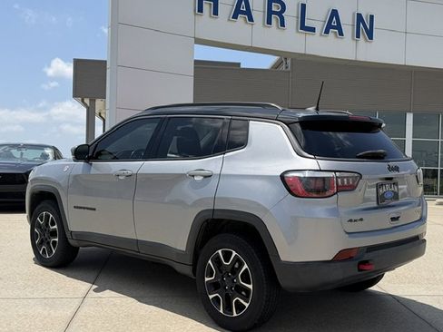 Used 2020 Jeep Compass Trailhawk AWD/4WD image 3