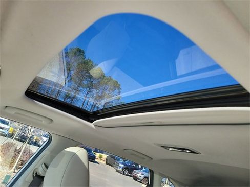 Used 2021 Kia Seltos EX image 22