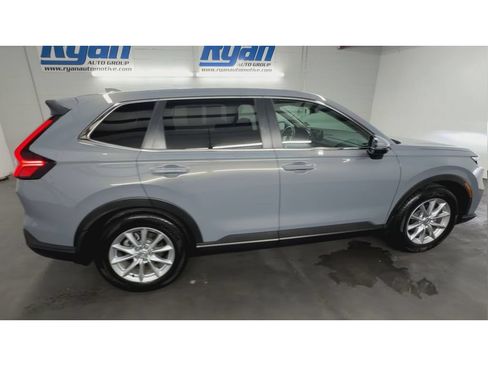 Certified 2026 Honda CR-V EX image 9