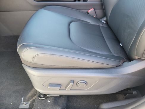 New 2026 Kia Sportage EX image 5