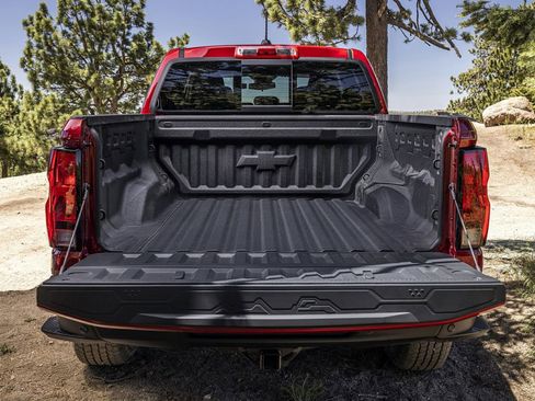 Used 2023 Chevrolet Colorado Trail Boss w/ Advanced Trailering Package AWD/4WD image 1