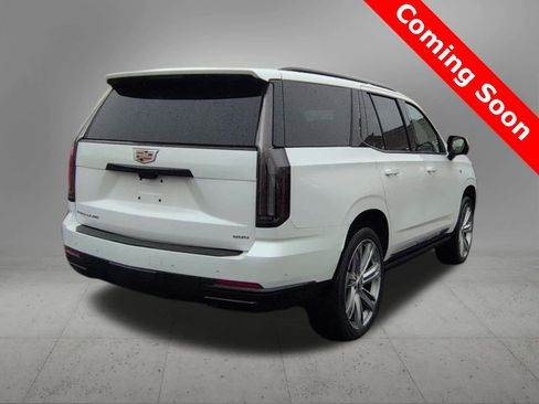 Used 2025 Cadillac Escalade Sport w/ Touring Package image 6