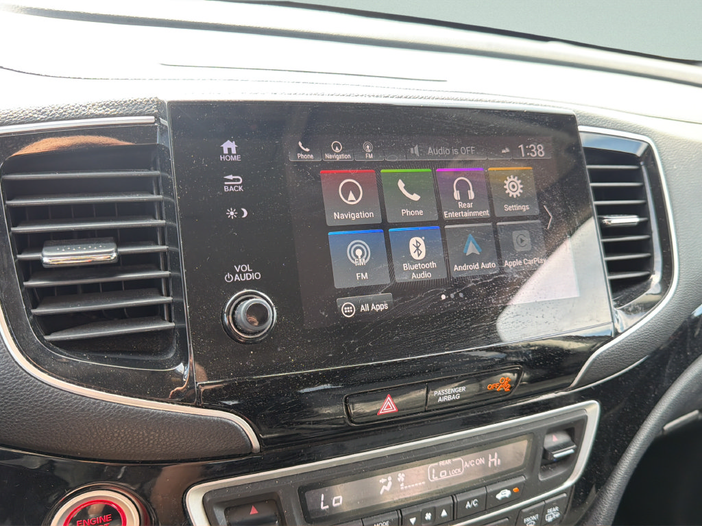 Used 2021 Honda Pilot Touring image 14