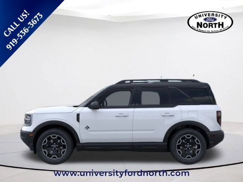 New 2025 Ford Bronco Sport Outer Banks image 3