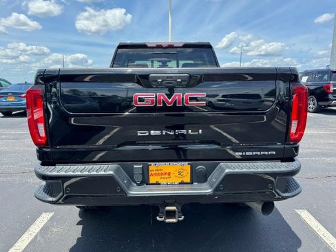 Used 2020 GMC Sierra 2500 Denali w/ Denali Ultimate Package AWD/4WD image 4