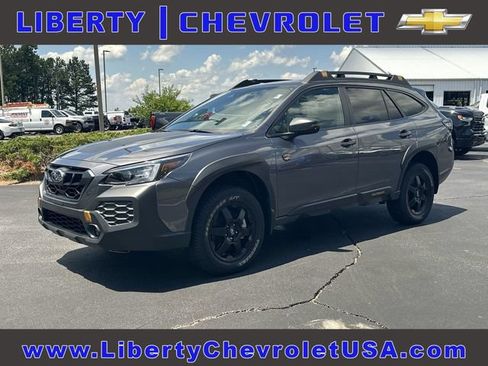 Used 2025 Subaru Outback Wilderness AWD/4WD image 1