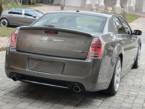 Used 2012 Chrysler 300 SRT8 w/ 19-Premium Speaker Group image 44