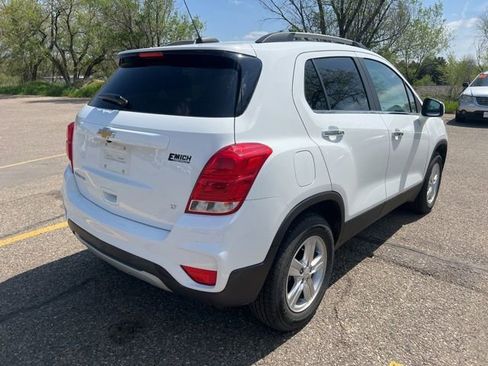 Used 2019 Chevrolet Trax LT w/ LT Convenience Package AWD/4WD image 8