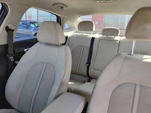 Used 2023 Hyundai Sonata SEL FWD image 11
