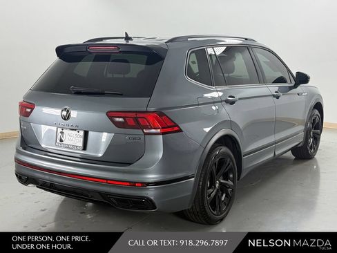 Used 2024 Volkswagen Tiguan SE R-Line AWD/4WD image 6
