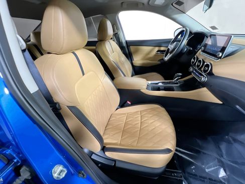 Used 2024 Nissan Sentra SV w/ SV Premium Package image 28