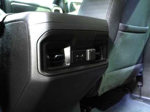 Used 2021 Chevrolet Silverado 1500 LT Trail Boss w/ Convenience Package II AWD/4WD image 14