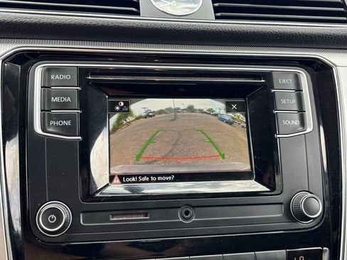 Used 2017 Volkswagen Passat 1.8T S FWD image 23