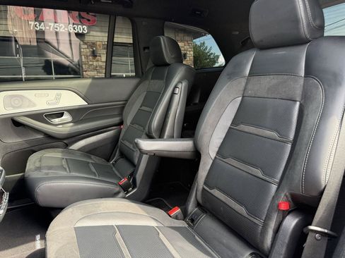 Used 2024 Mercedes-Benz GLS 63 AMG 4MATIC image 29